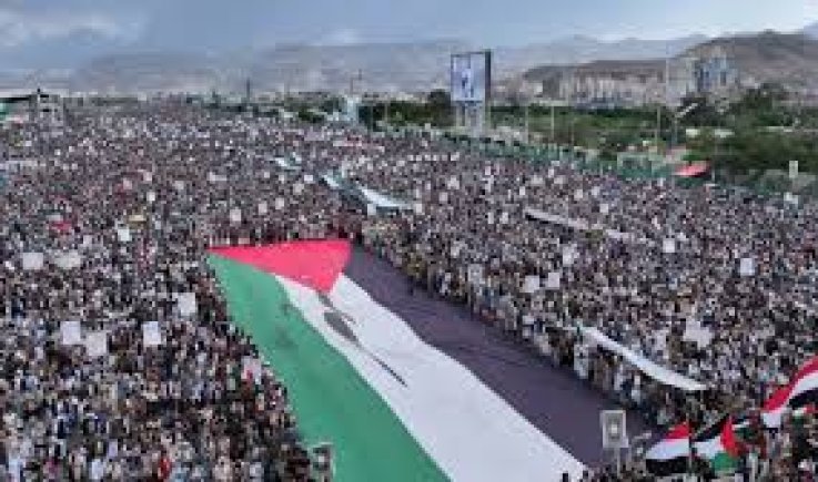 طوفان يماني في العاصمة صنعاء في مسيرة مع غزة جهاد مقدس ولا خطوط حمراء"